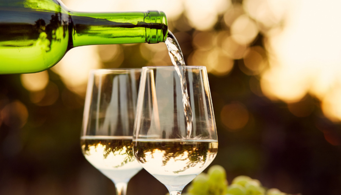 Où goûter un vin blanc issu du cépage Gros Manseng ?